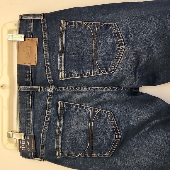 NWT, Hollister California Men's Jeans. - Picture 8 of 14